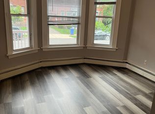 11 Putnam Hts #2E, Hartford, CT 06106