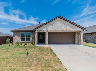 2401 Twin Post Rd, Roanoke, TX 76208