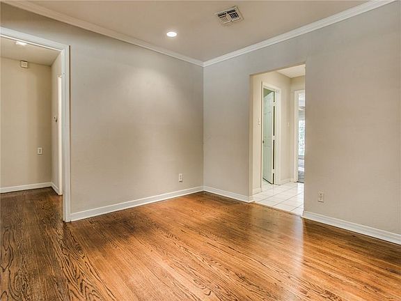 4th image of 3709 Winslow Dr