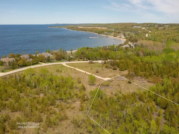 Bay Shore Dr #2, Egg Harbor, WI 54209