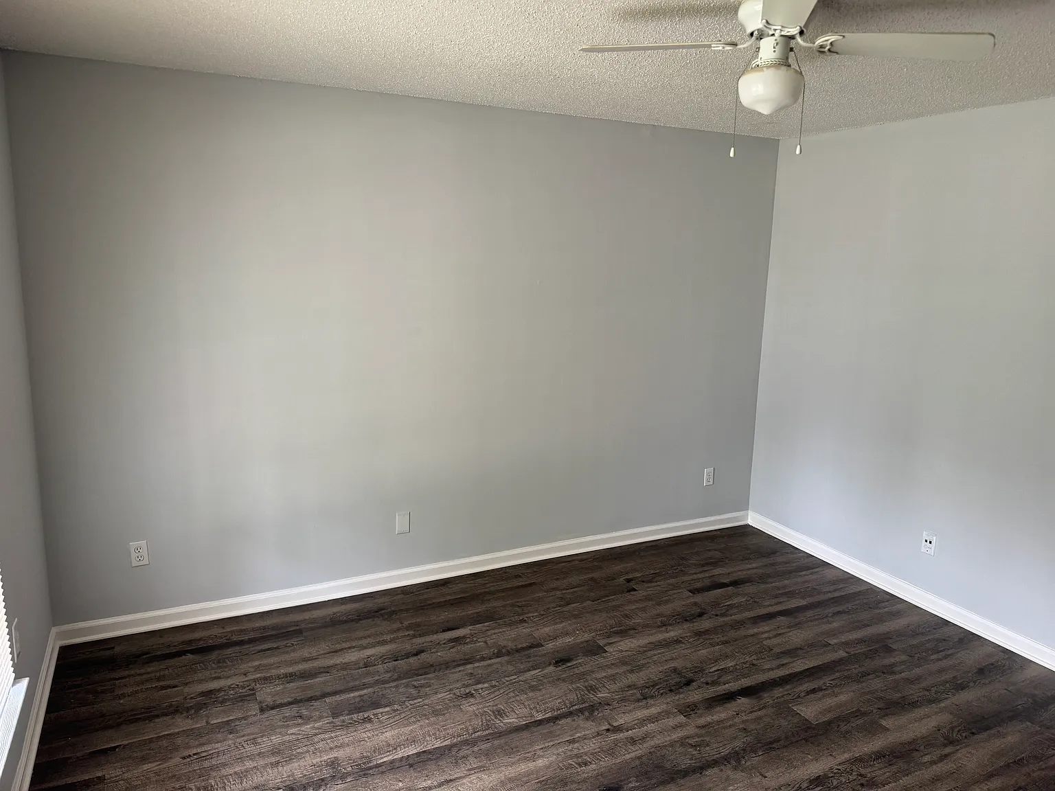 2 bed, 1100 sqft, $1,100 — Photo 2