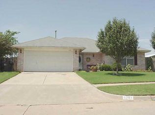 1241 NE Kingston Rd, Norman, OK 73071