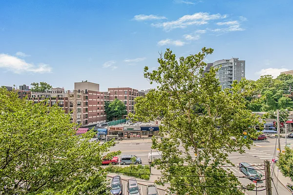 Rented by Brown Harris Stevens | media 7