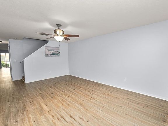 2nd image of 5455 Limestone Ln