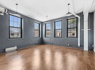 239 Banker St APT 1M, Brooklyn, NY 11222