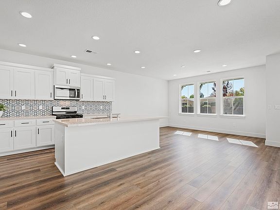 5th image of 1214 Little Ln