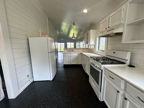 2nd image of 14431 Frances Ave