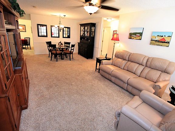 4th image of 8711 SW 91st St Unit E