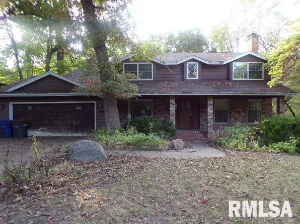 16 Wildwood Trl, Bettendorf, IA 52722