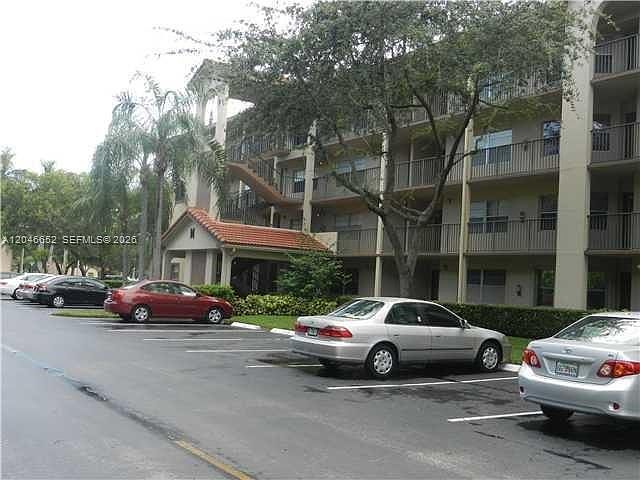 1st image of 1000 SW 125th Ave APT 406N
