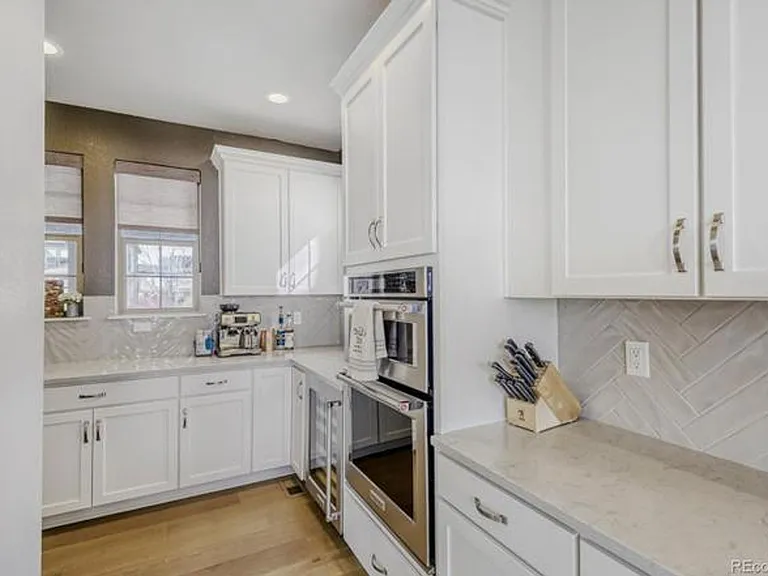 8214 Superior Cir — Photo 25