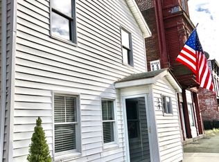 39 George St APT 2, Troy, NY 12183