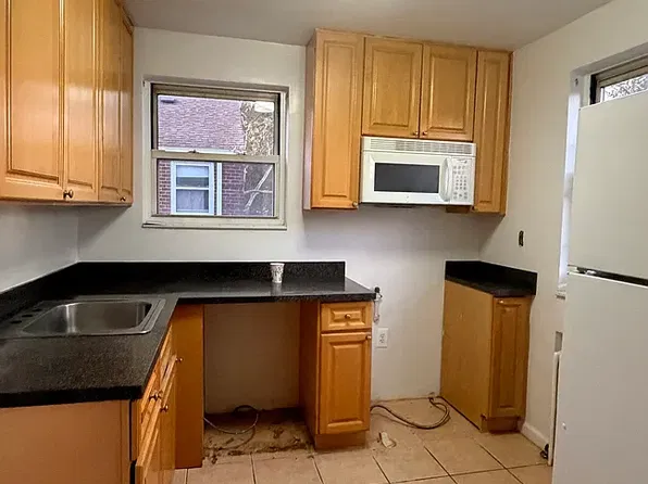 61-51 224th St, Oakland Gardens, NY
