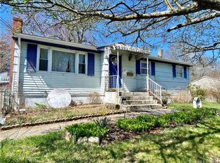 13 Ring Dr, Groton, CT 06340