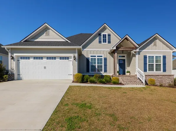 4949 Hatfield Cir, Hahira, GA 31632