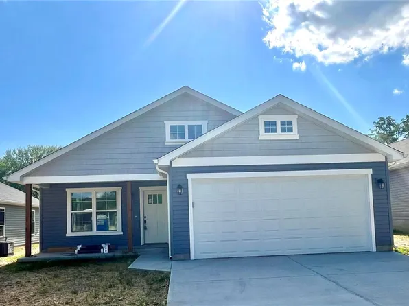 905 Horine Rd, Festus, MO 63028