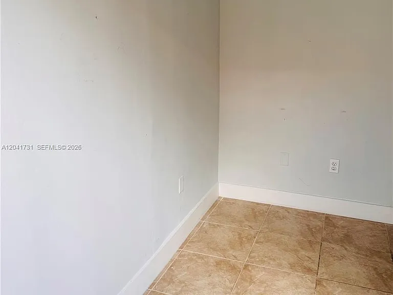 7620 SW 21st St #2 — Photo 5