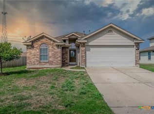119 Bayliss St, Hutto, TX 78634
