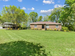 3654 S Dobys Bridge Rd, Fort Mill, SC 29715