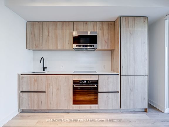 3rd image of 117 Broadway Ave #310