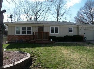 625 N Curtis St, Olathe, KS 66061
