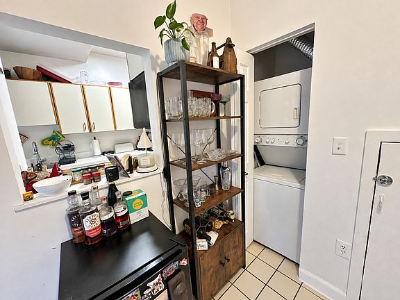 3rd image of 72 Euston Rd APT 104