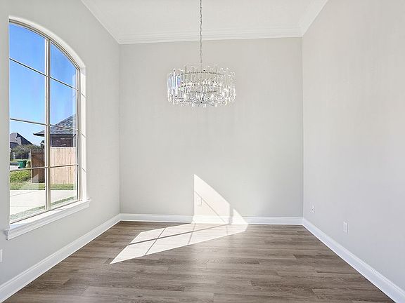 Formal Dining