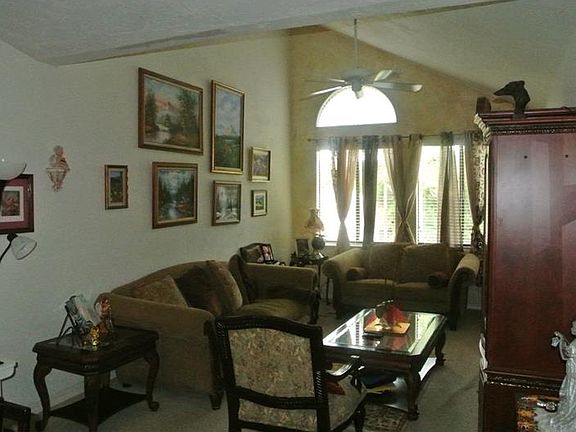 5th image of 525 Via Verona Dr #204