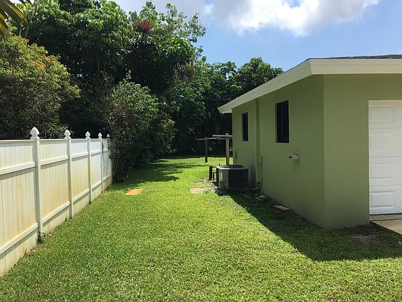 4th image of 7118 W Lake Dr