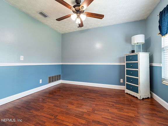 5th image of 1726 BARTLETT Avenue