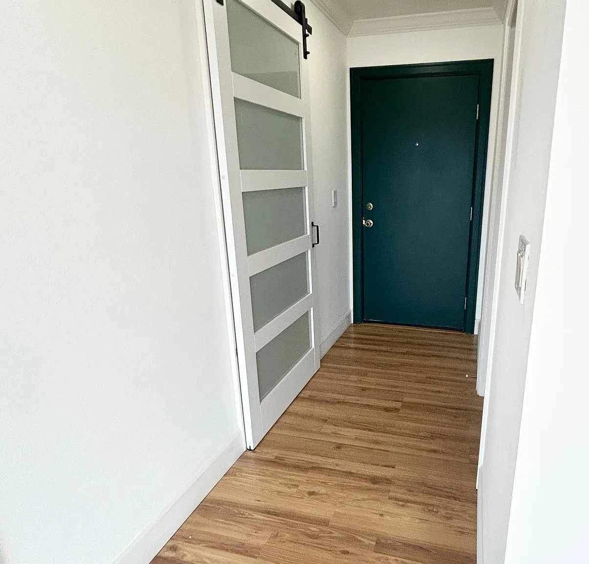 1 bed, 725 sqft, $2,000 — Photo 3