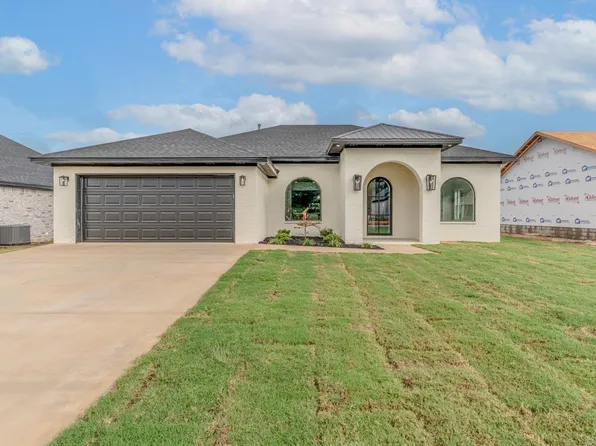 609 Carson St, Bono, AR 72416