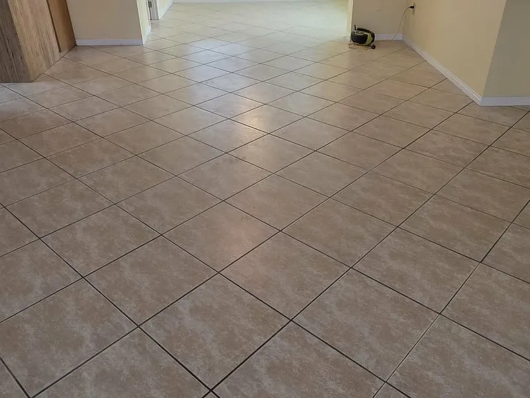 5005 Genesis Ave — Photo 13