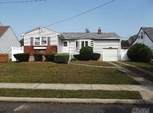 3883 Fulton Ave, Seaford, NY 11783