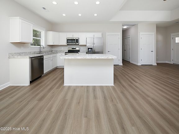 4th image of 141 Ranch Drive