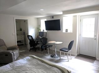 17 Sunset Dr #B, Dover, NH 03820