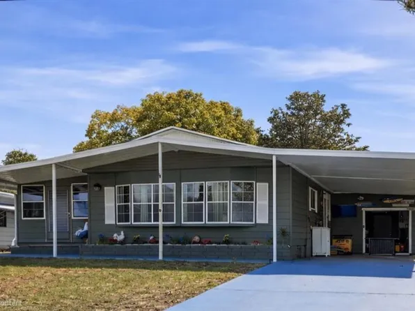 8060 Stockholm St, Brooksville, FL 34613