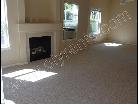 4th image of 1901 Kennedy Pl #A-13