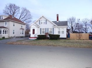 2030 Guilderland Ave, Schenectady, NY 12306