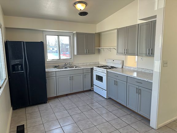 2nd image of 24 Duke Lake Cir