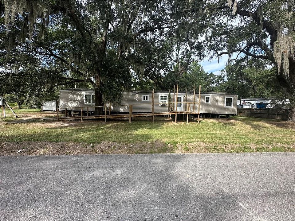 1st image of 2616 Kenilworth Dr
