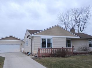 5460 Maxine Ct, Bay City, MI 48706