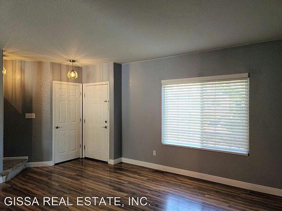 5th image of 6324 Riverdale Dr