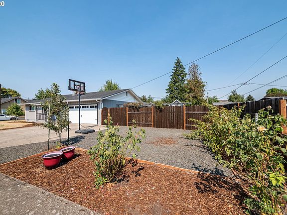 2nd image of 420 E 7th Ave