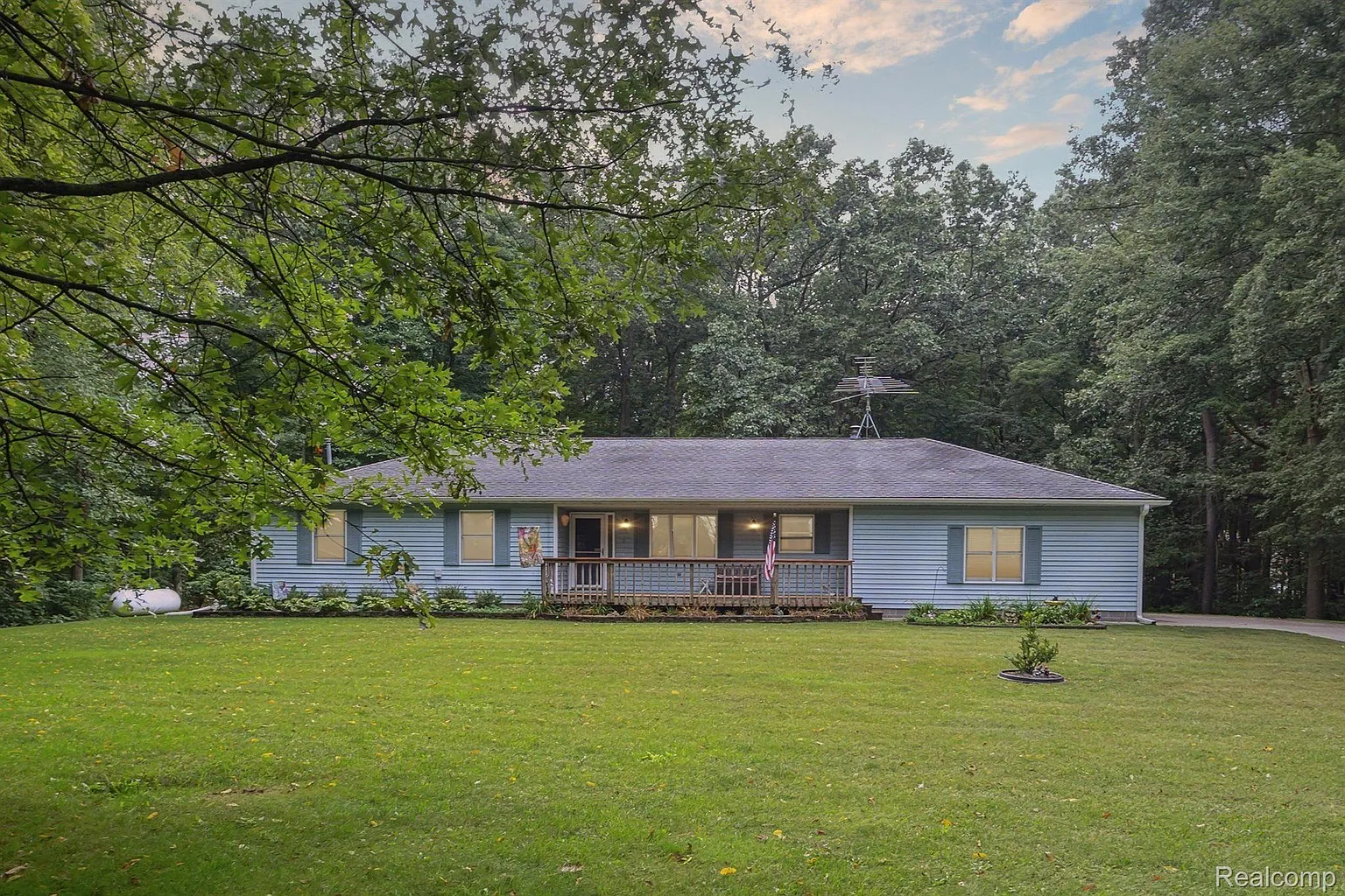 5420 Bradley Rd photo 1