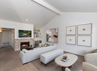 572 S Sunshine Dr, Palm Springs, CA 92264