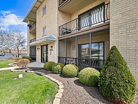 2nd image of 17001 Grissom Dr APT 1S