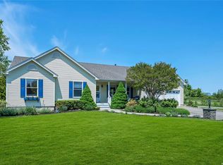 170 Vineyard Way, Riverhead, NY 11901