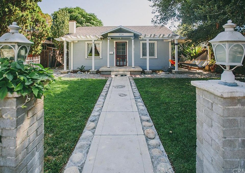 1st image of 1026 Campus Ave