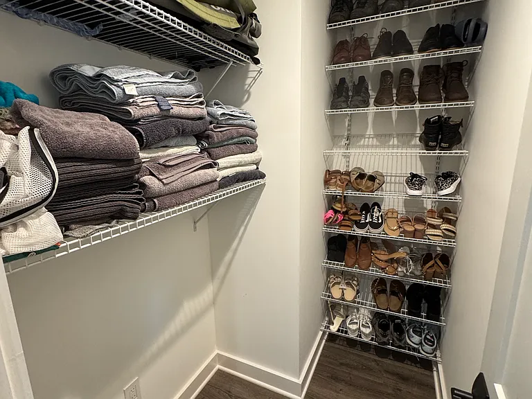 7955 Hidden Bridge Dr — Photo 18